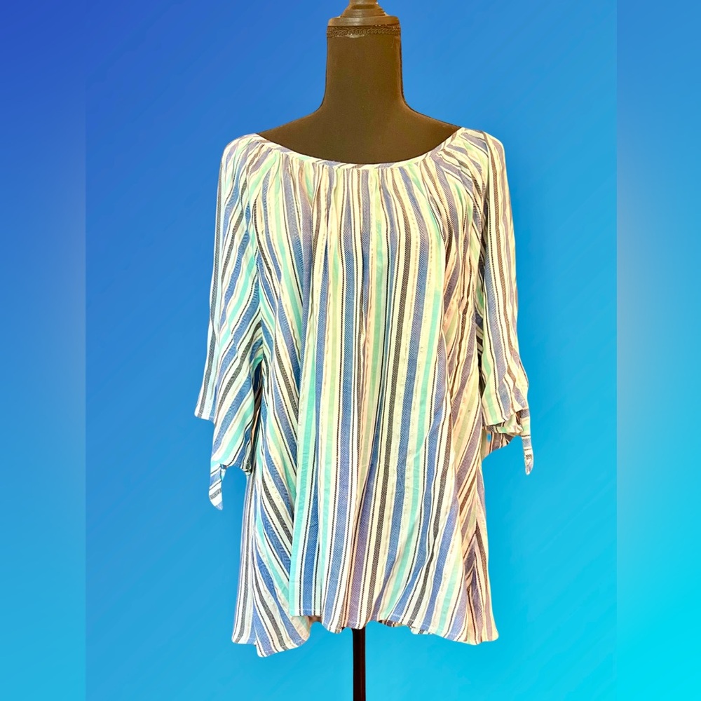 Spense Flowy Scoop Neck Blue/White with Metallic Threads Pleated Blouse Size L